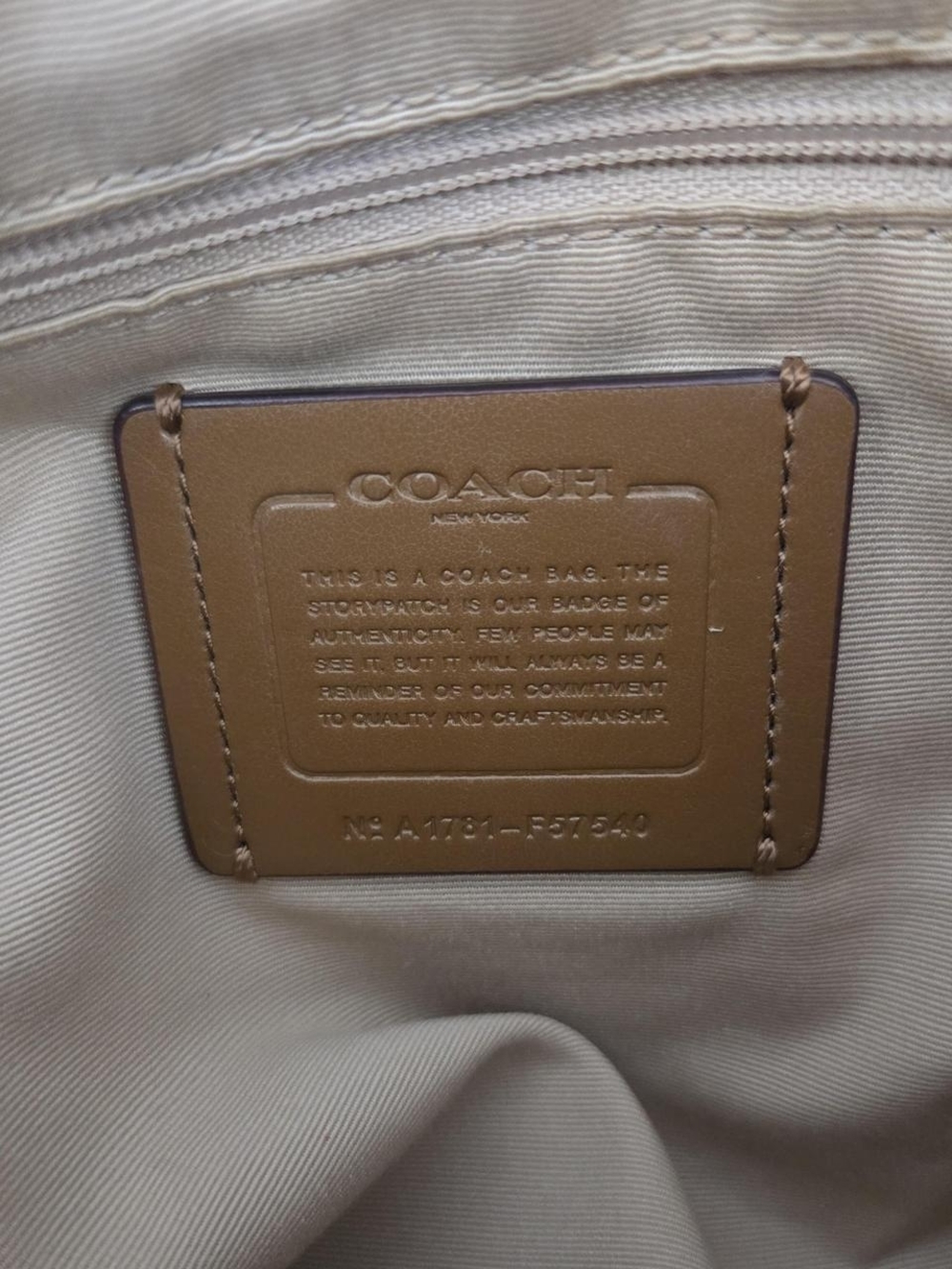 Coach Lexy Legacy Jacquard shoulder bag - Picture 8 of 8